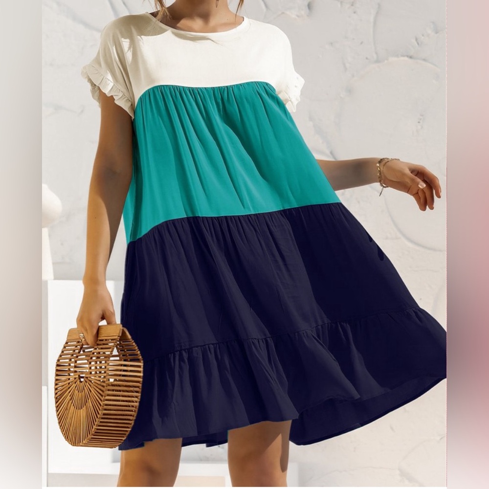 Ruffled Wht, Grn, Blue Colorblock Short Sleeve Crew Neck Shift, Mini Dress. Sz L